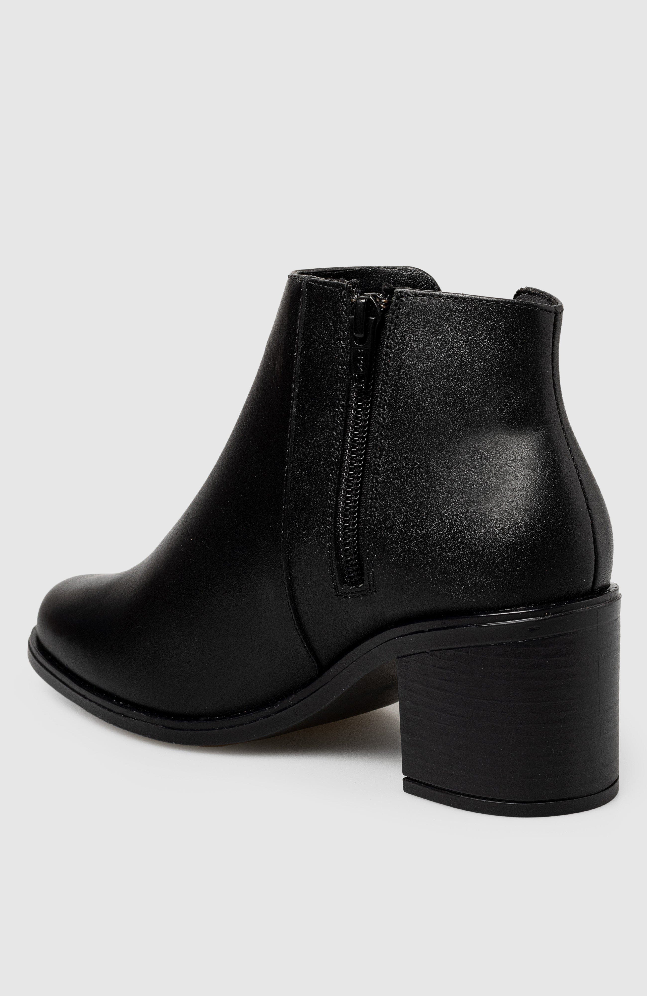 Manela Alexa Chelsea Bootie, Alternate, color, Black