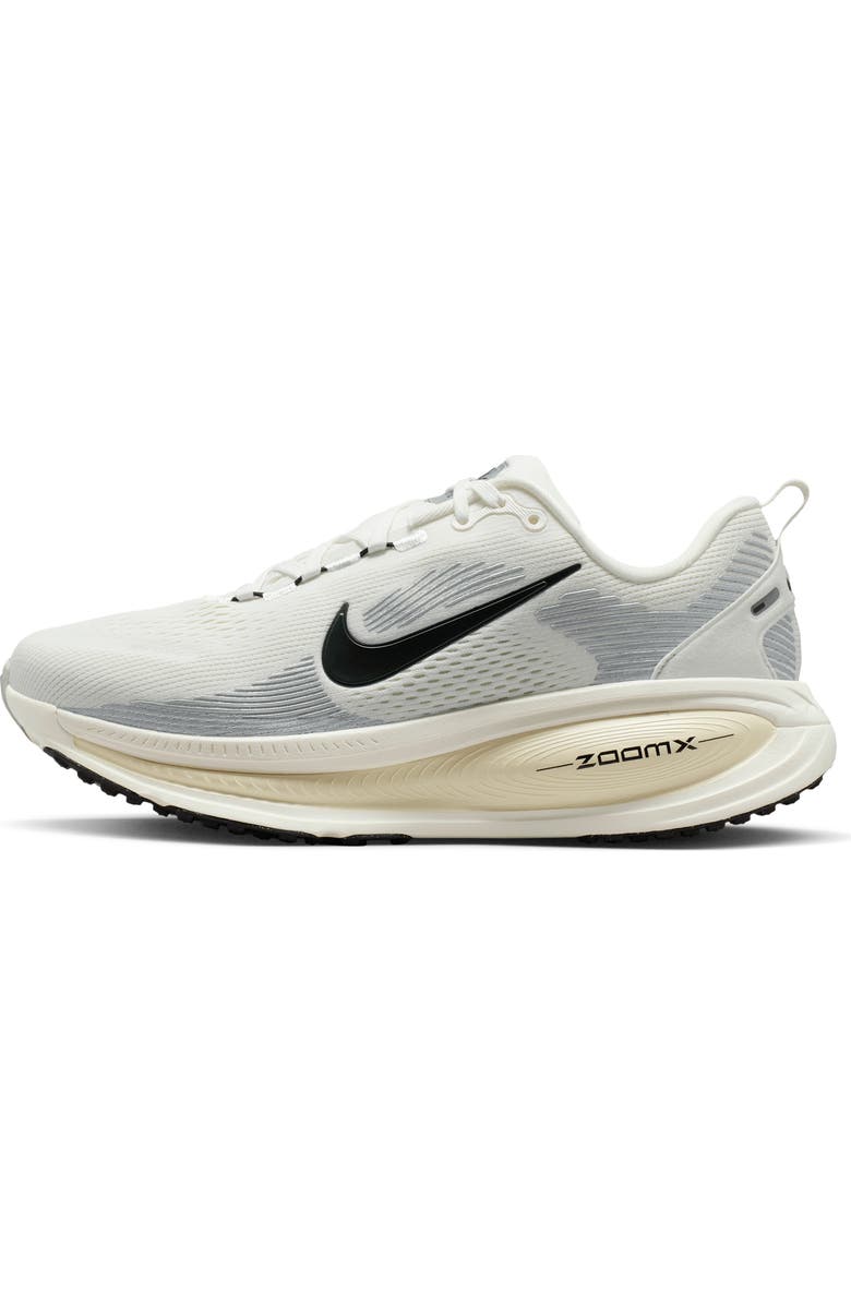 Nike Vomero 18 Running Shoe, Alternate, color, 103 Smtwht/Black