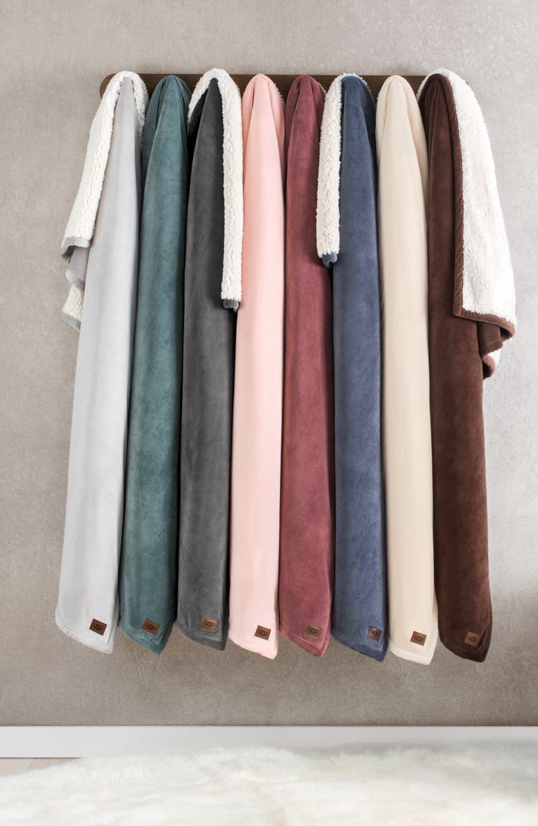 UGG<sup>®</sup> Bliss Fuzzy Throw, Alternate, color, Quartz/Quartz