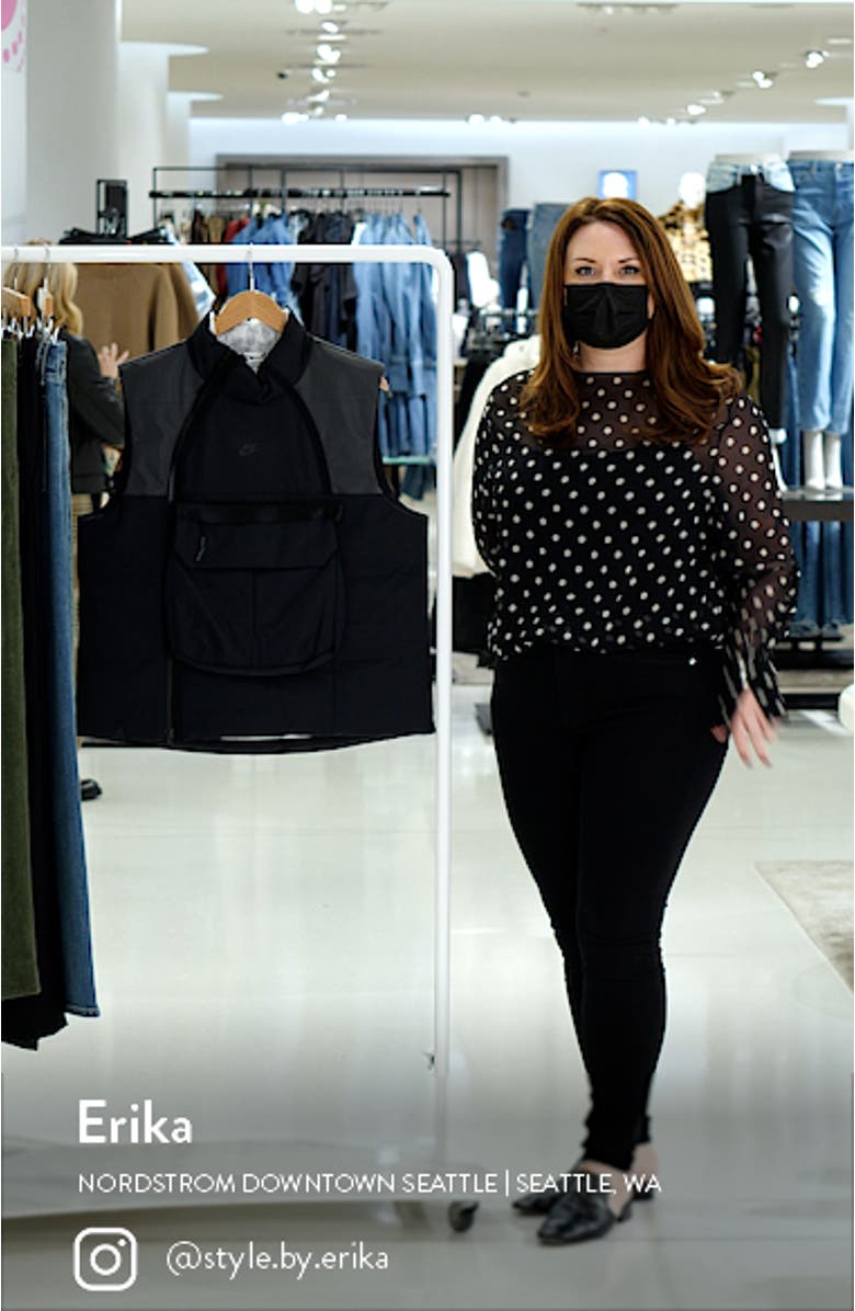 Sportswear Therma-FIT Tech Pack Insulated Vest, sales video thumbnail