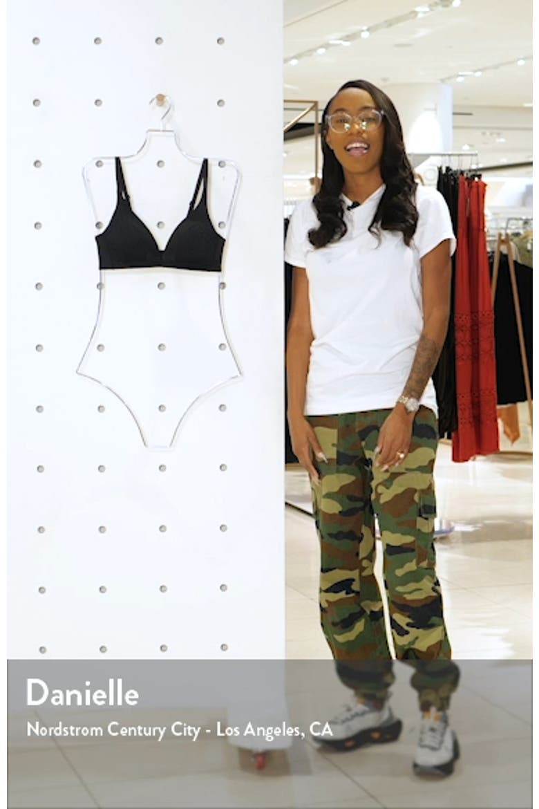 Norah Wireless Bra video