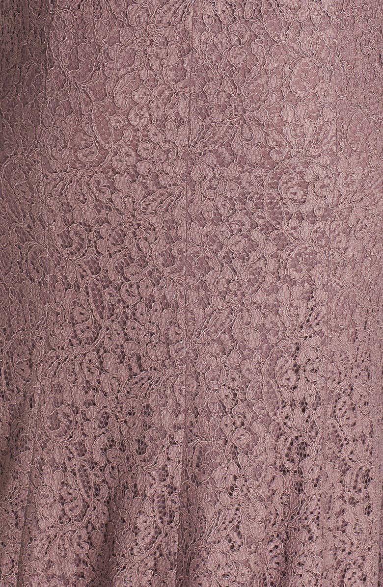 Adrianna Papell Scalloped Lace Gown, Alternate, color, 