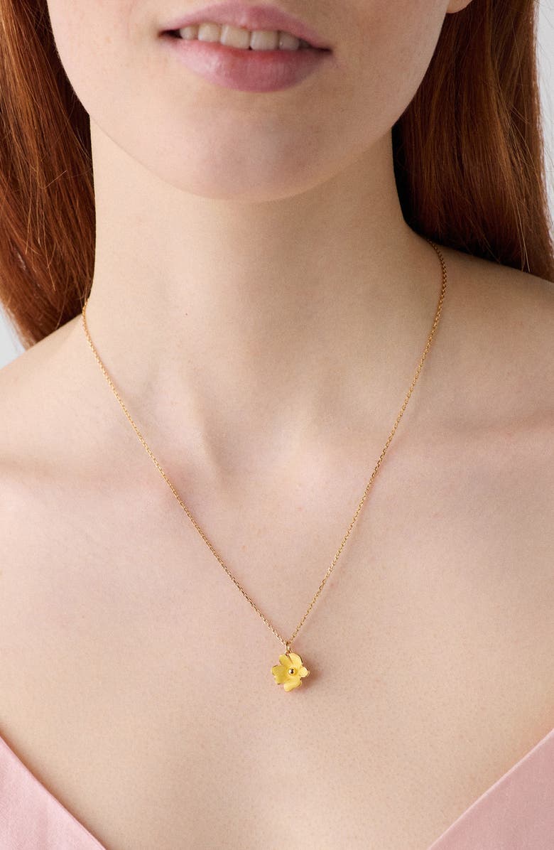 Kate Spade New York golden bloom flower pendant necklace, Alternate, color, 