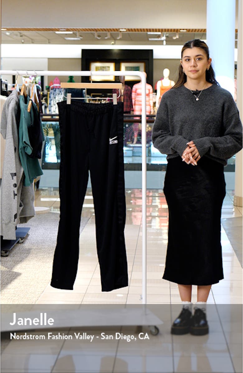 Air Breakaway Drawstring Pants, sales video thumbnail