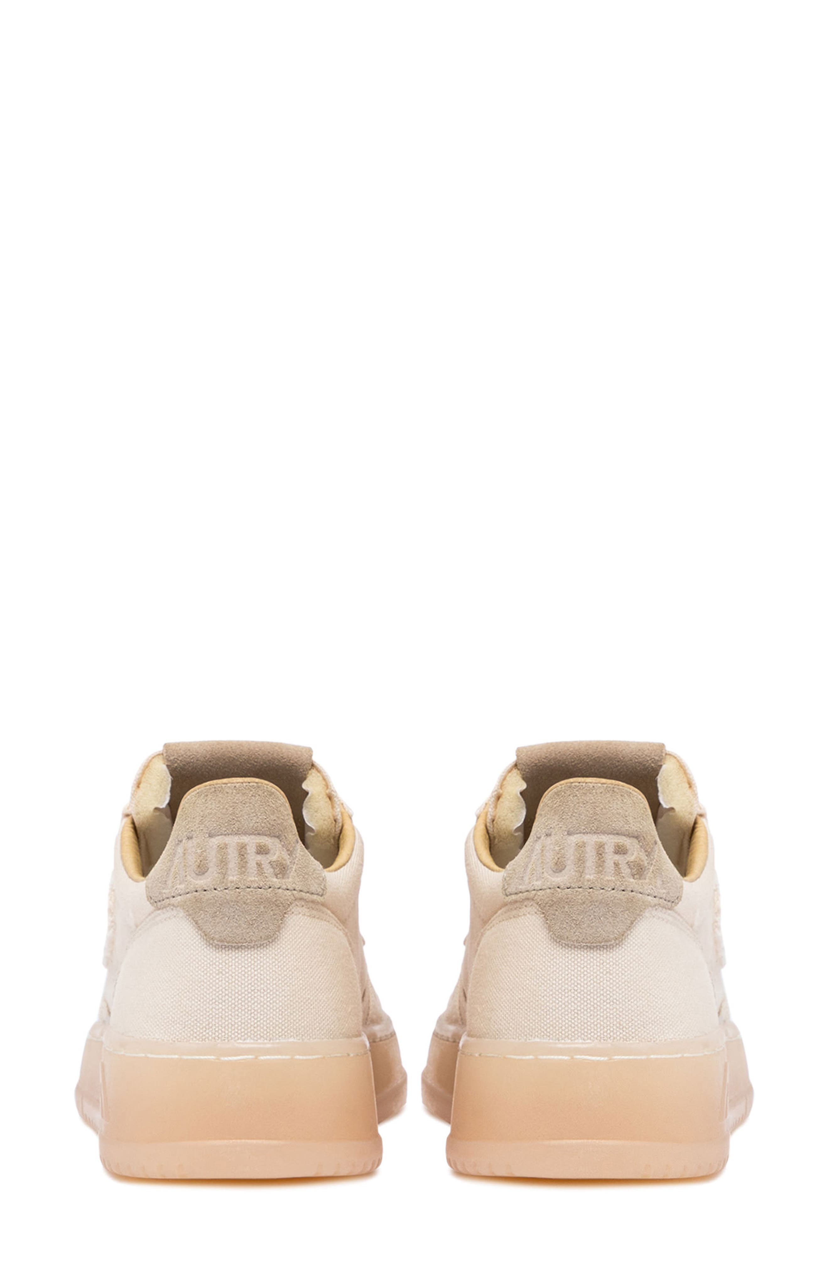 AUTRY Medalist Low Sneaker, Alternate, color, Ivory Canvas
