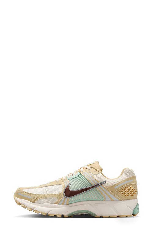 Nike Zoom Vomero 5 Se Sp Sneaker In Multi