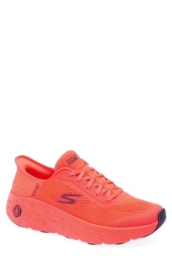 Skechers Max Cushion Slip-ins Sneaker In Coral