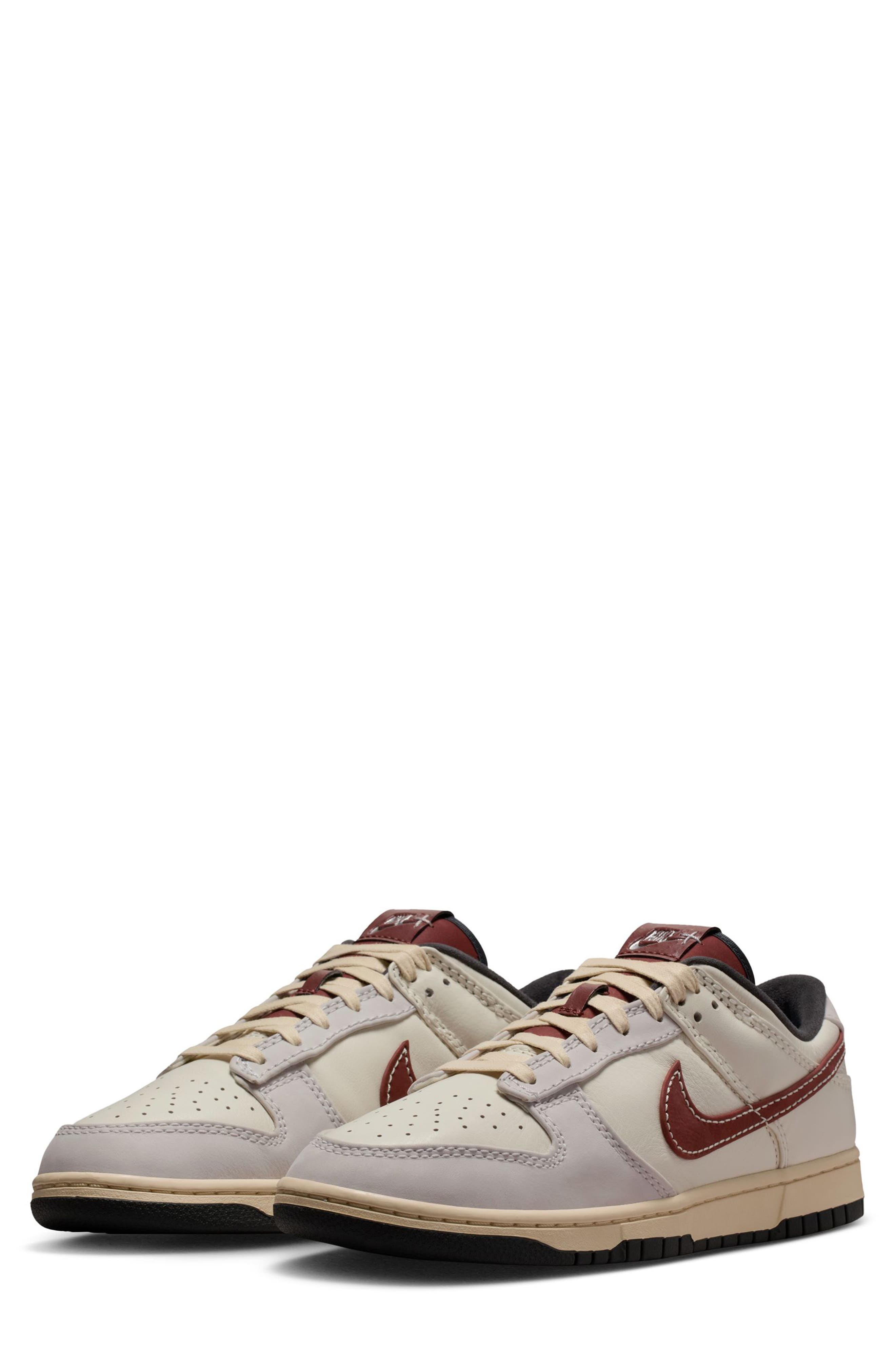 Nike Dunk Low Retro Basketball Sneaker, Main, color, 202 Dkpony/Sftprl