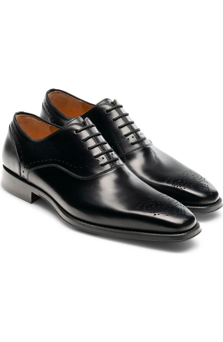 Magnanni Praga Medallion Toe Oxford, Main, color,