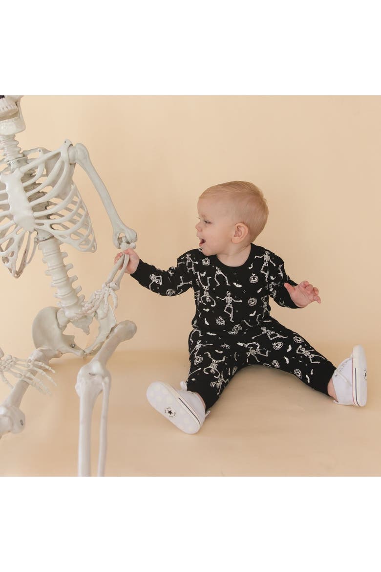 Glow In The Dark Silly Skelly Halloween Long Sleeve Romper & Jogger Set, Alternate, color, Black