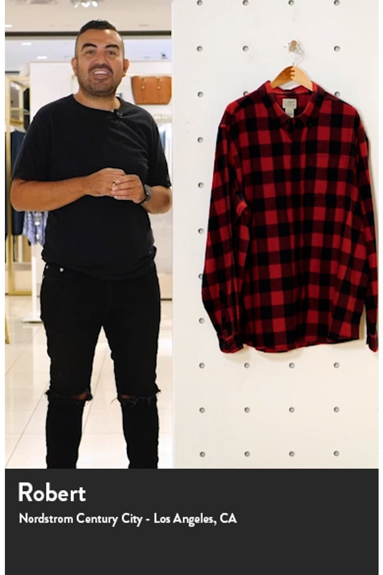 Men's Traditional Fit Scotch Plaid Button-Down Flannel Shirt video