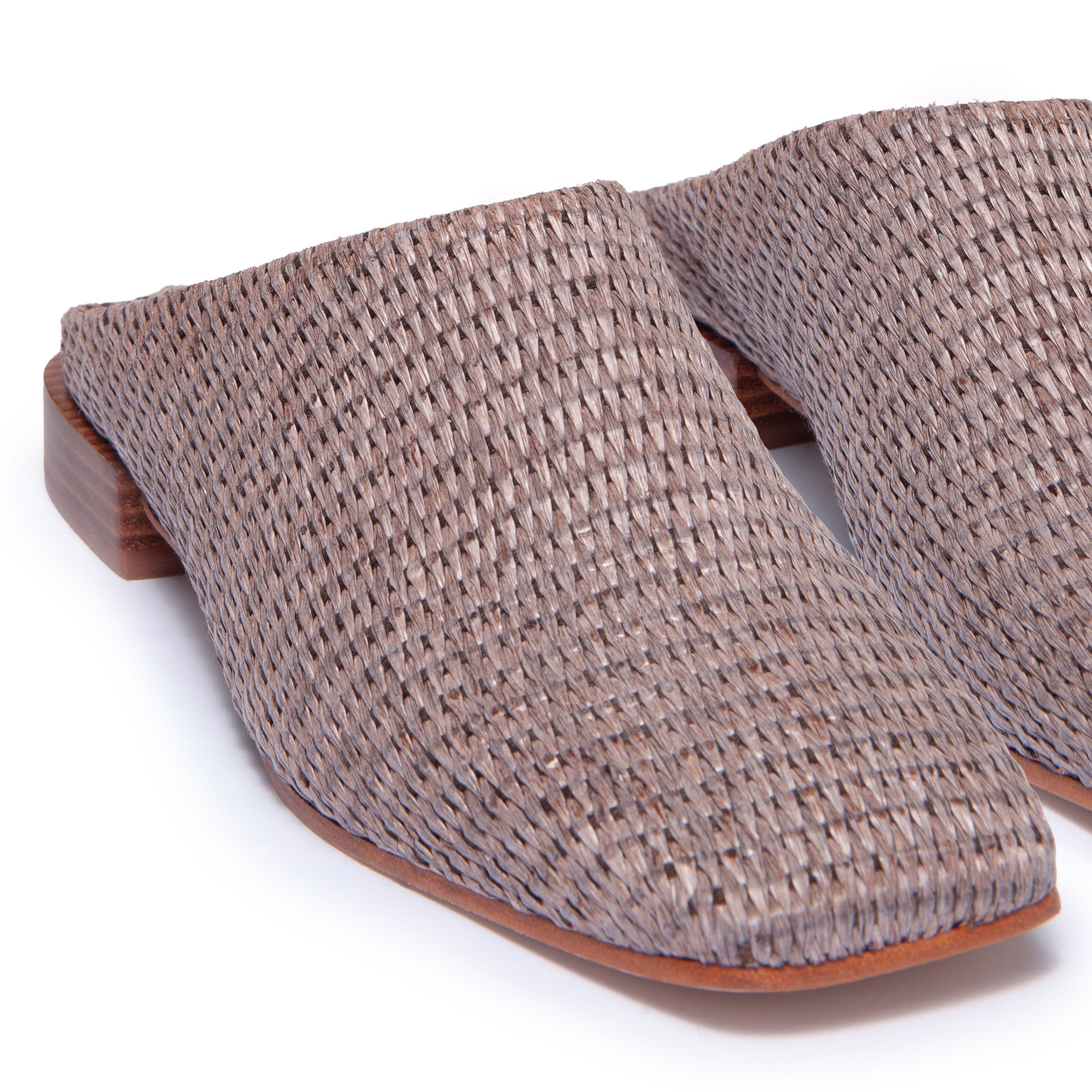 Bernardo Footwear Porto Mule, Alternate, color, Cocoa