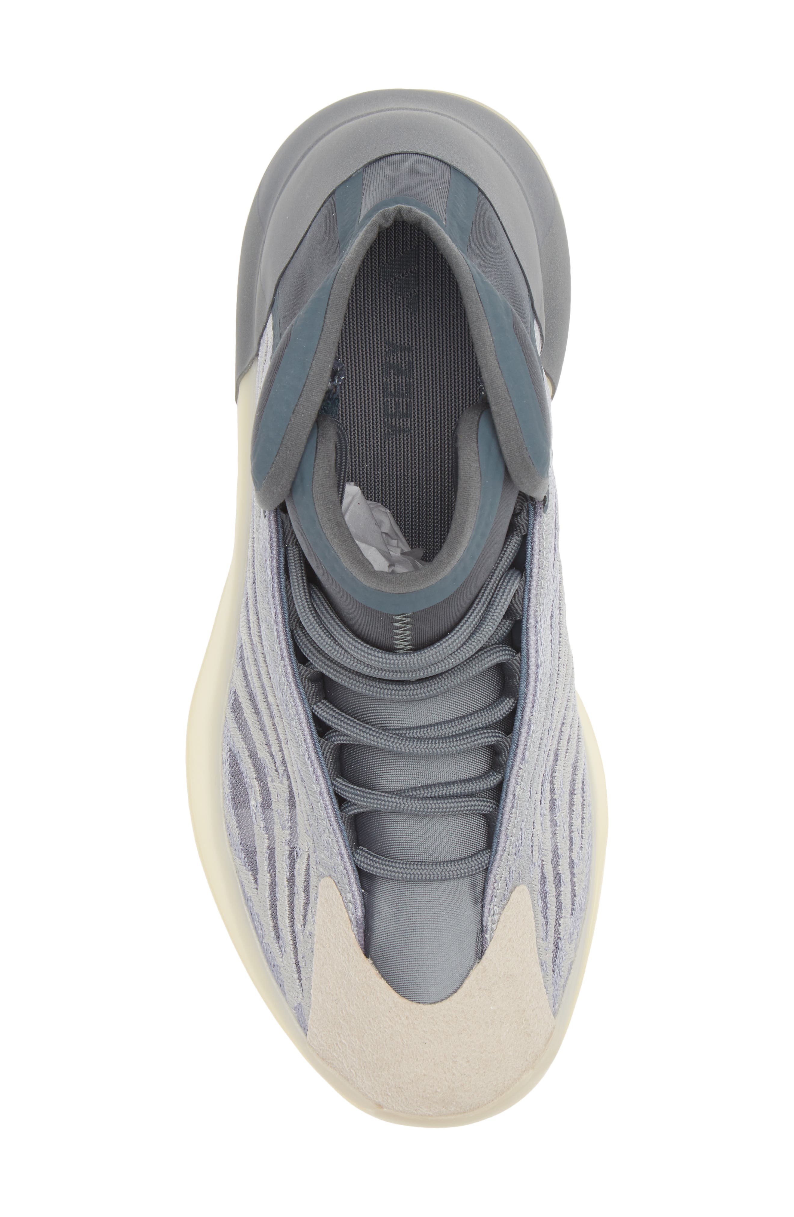 adidas Yeezy Quantum 'Mono Carbon' Sneaker, Alternate, color, 