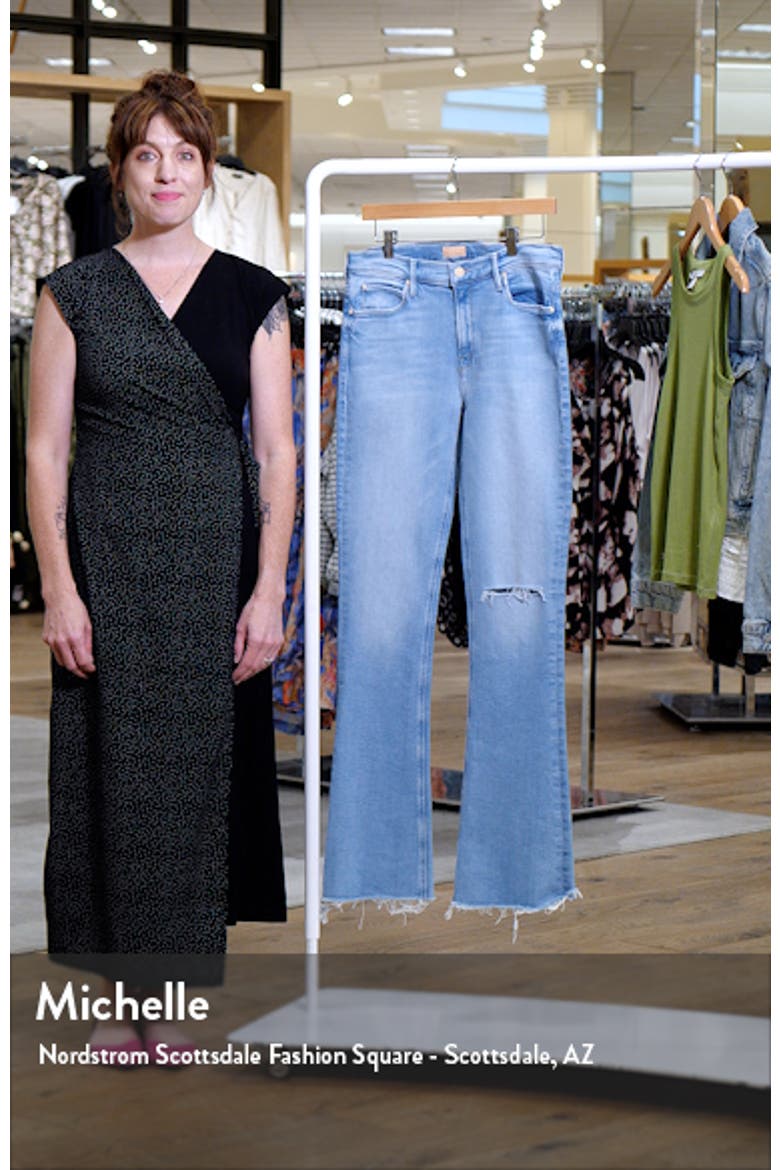 Runaway Frayed Hem Skinny Flare Jeans video