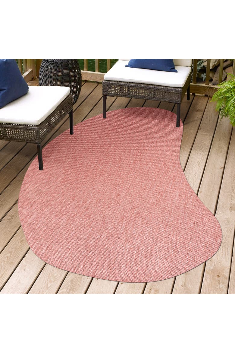 Evan Modern Rustic Organic Curve Indoor/Outdoor Shaped Area Rug, Alternate, color, Light Rose
