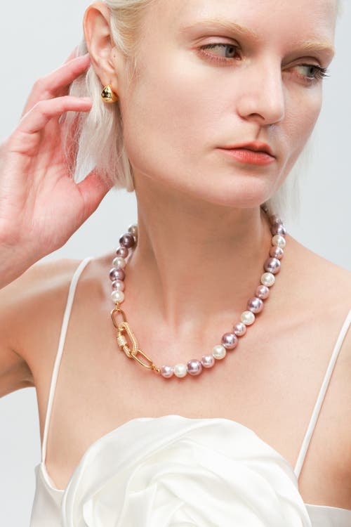 Classicharms Sparkling Star Drop Shape Studs In Gold