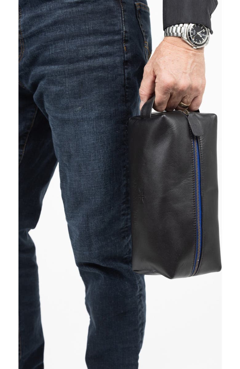 Deux Mains Iron Tight Toiletry Bag, Alternate, color, Black