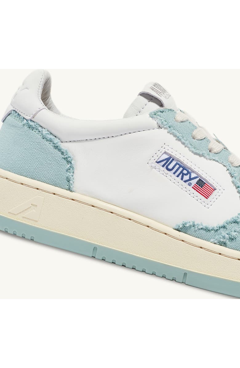 AUTRY Medalist Low Top Sneaker, Alternate, color, Bicolor Blue Surf Canvas