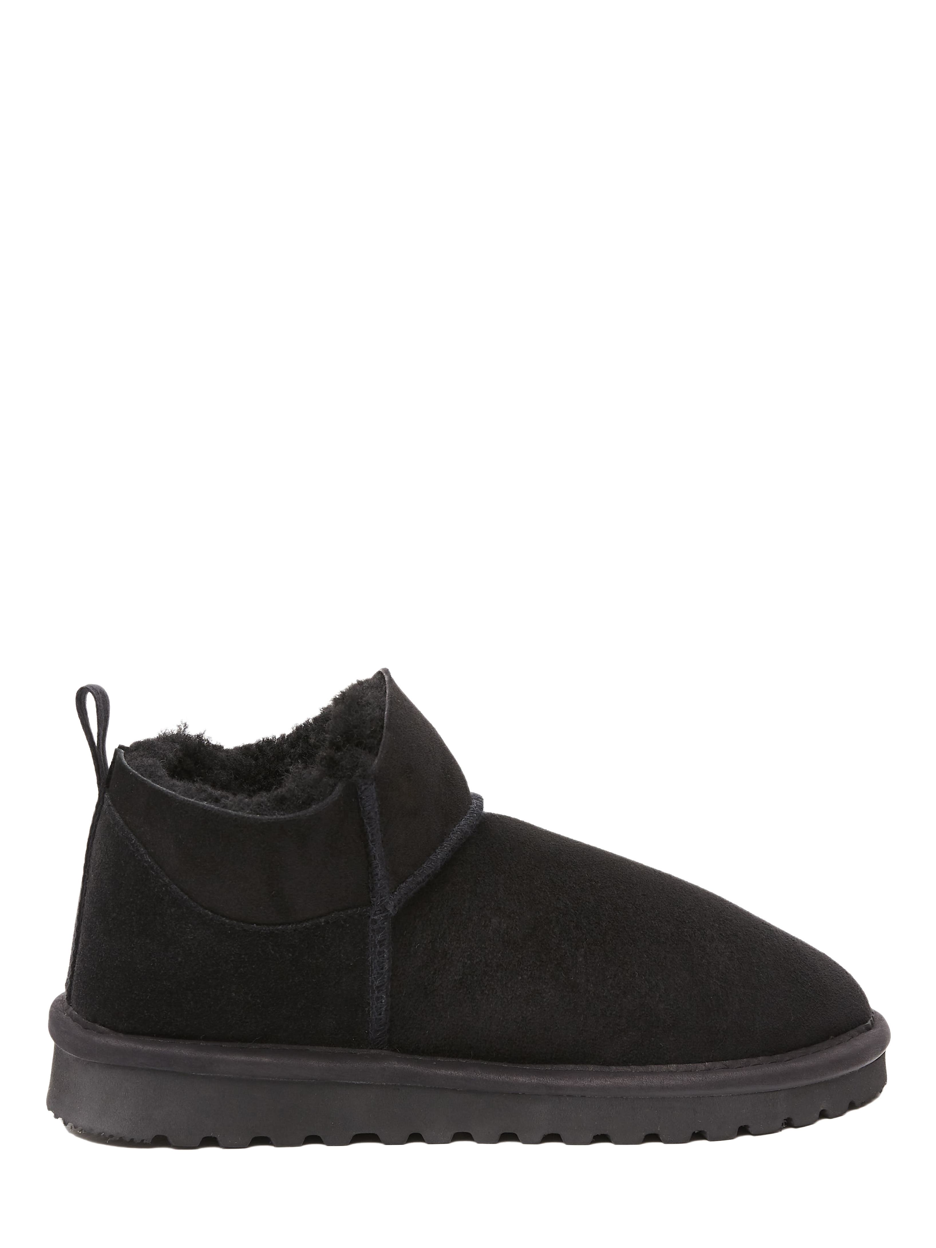 Celtic & Co. Celt Shearling Super Shortie Boots, Alternate, color, Black