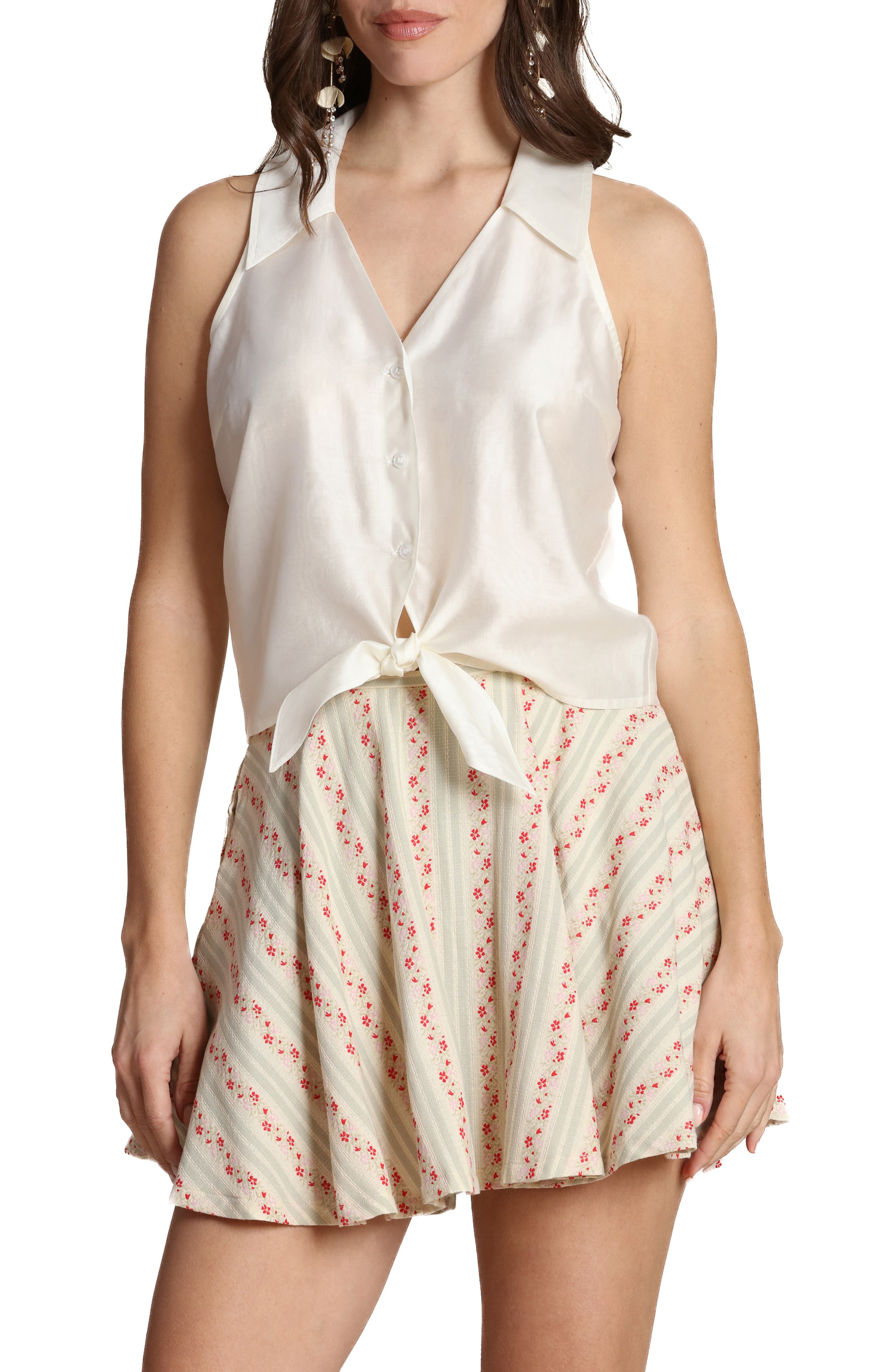 Avec Les Filles Sleeveless Tie Front Top
