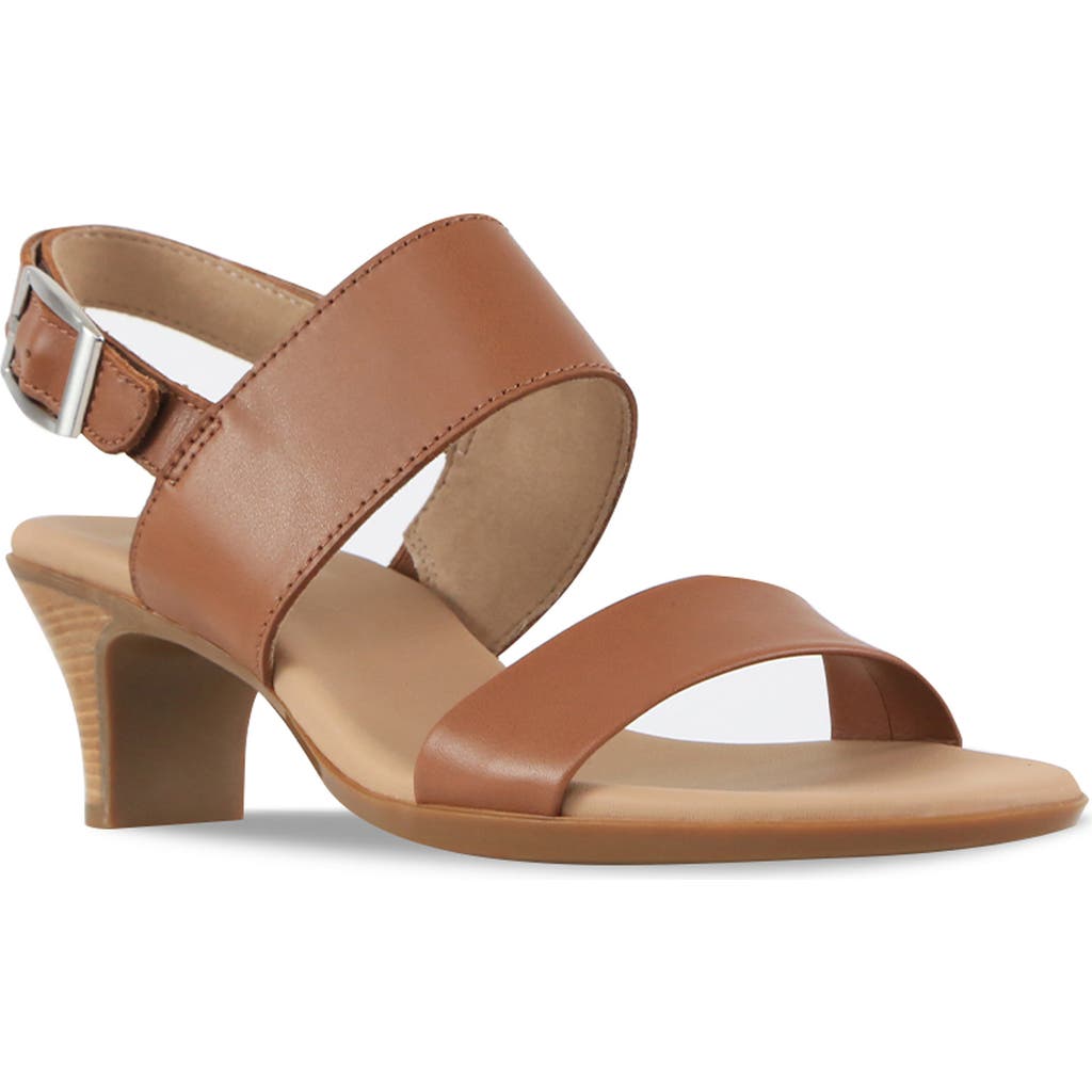 MUNRO MUNRO LIVIA SLINGBACK SANDAL