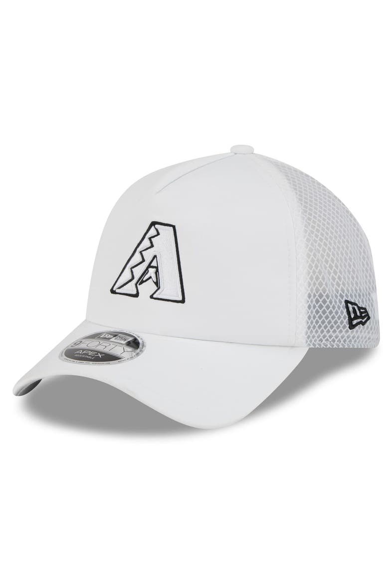 Men's New Era White Arizona Diamondbacks 2026 Batting Practice Apex 9FORTY Adjustable Trucker Hat, Main, color, White