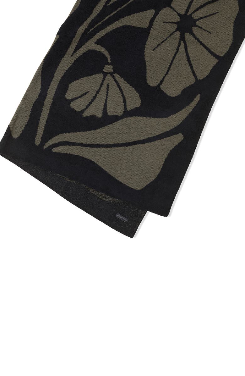 Barefoot Dreams<sup>®</sup> CozyChic<sup>®</sup> Desert Bloom Throw Blanket, Alternate, color, Dark Olive/ Black