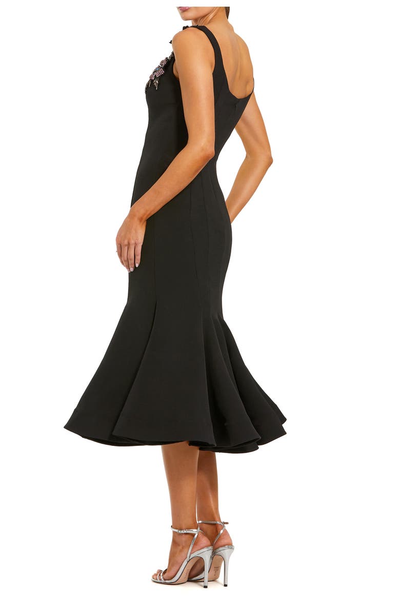 Mac Duggal Floral Appliqué Strap Crepe Trumpet Midi Dress, Alternate, color, Black