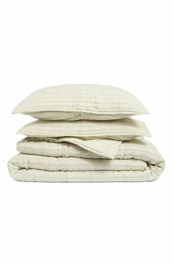 NORDSTROM RACK Wave Stitch Quilt Set