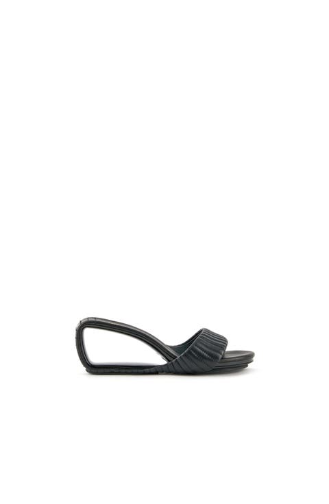 Mobius Mid Puffier Sandals