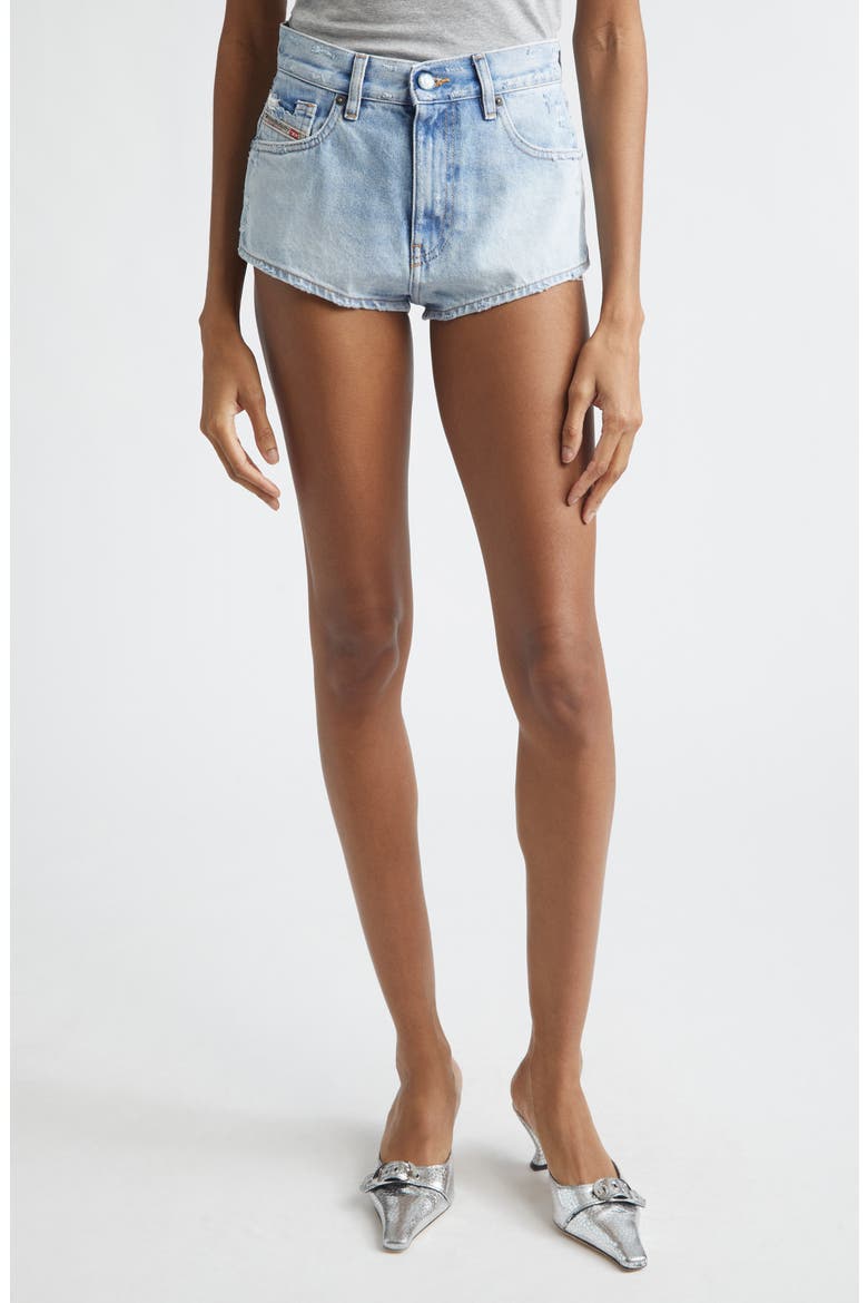 De-Lunar Frayed Hem Denim Shorts, Main, color, DENIM