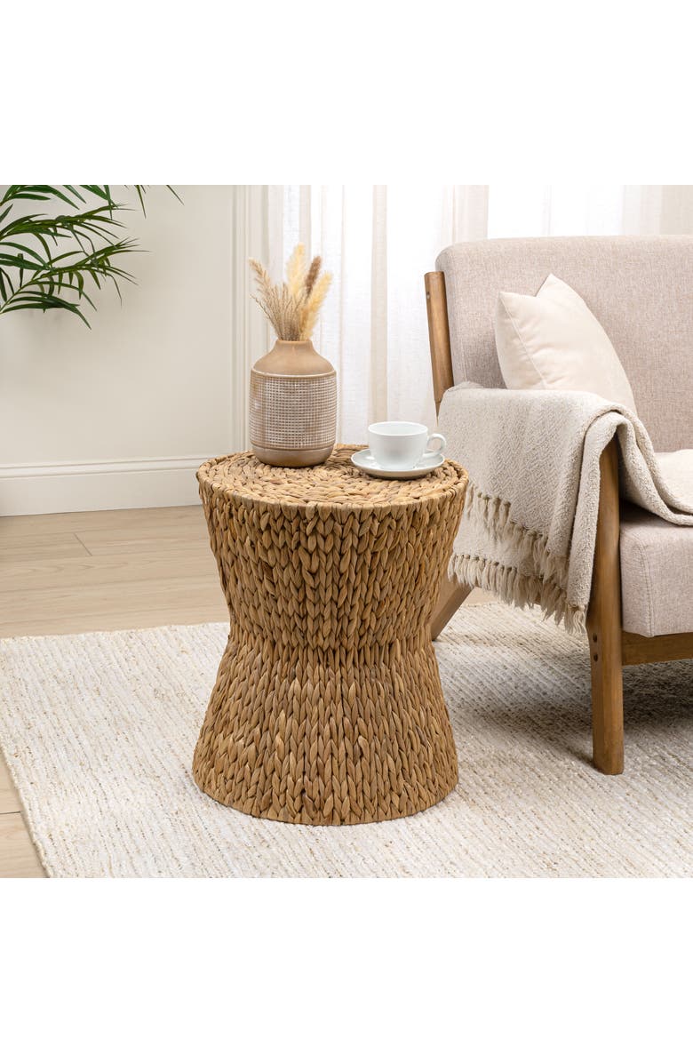 JONATHAN Y Natura 15.75" Coastal Bohemian Handwoven Water Hyacinth Round Hourglass End Table, Alternate, color, Natural