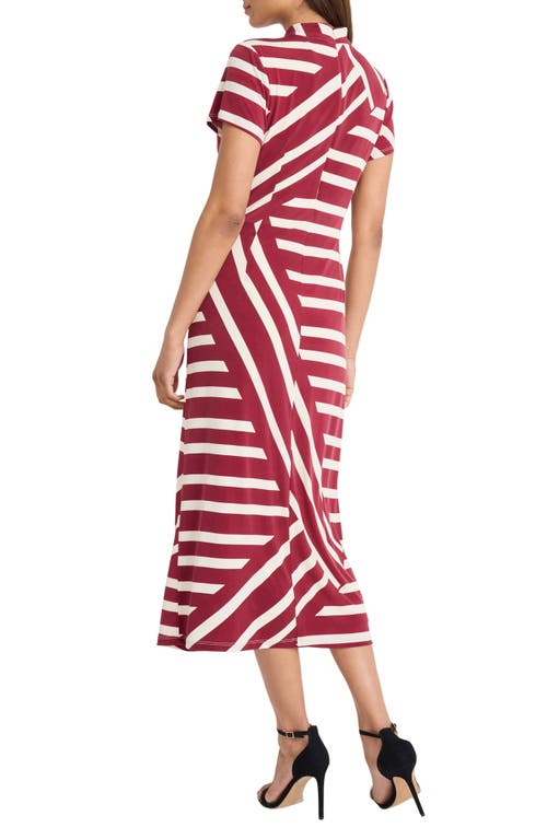 Donna Morgan For Maggy Mock Neck Midi Dress In Brown