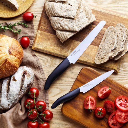 Kyocera Revolution Ceramic 7 Inch Serrated Bread Knife In Black