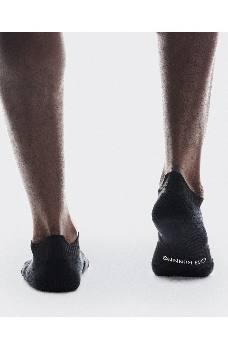 On Core Low 2-Pack Run Socks, Alternate, color, Black