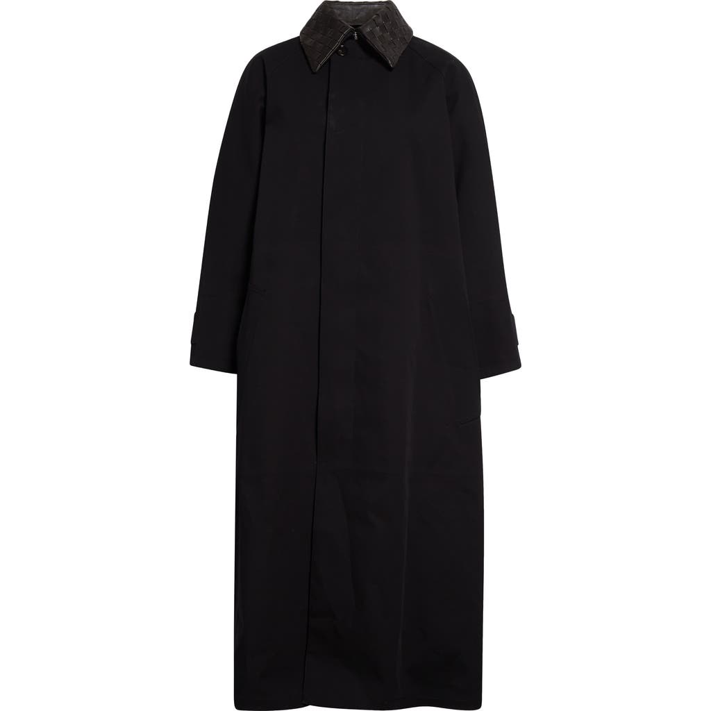 Bottega Veneta Intrecciato Leather Collar Water Repellent Trench Coat In 1000 Black