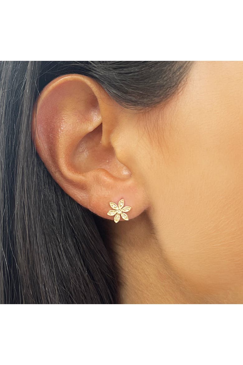 Diamond Flower Stud Earrings, Alternate, color, Yellow Gold
