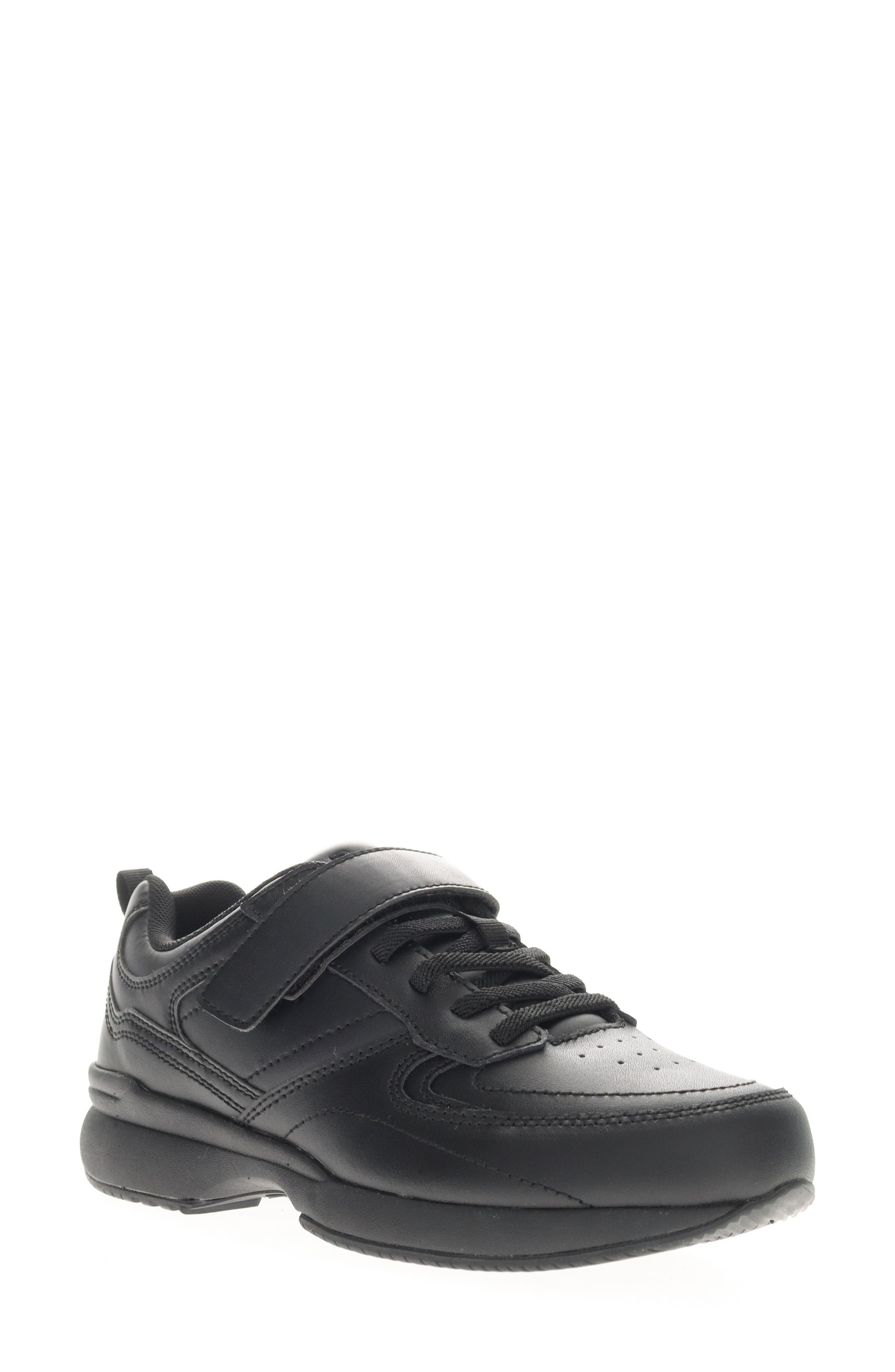 Propét Lifewalker Flex Sneaker, Main, color, Black