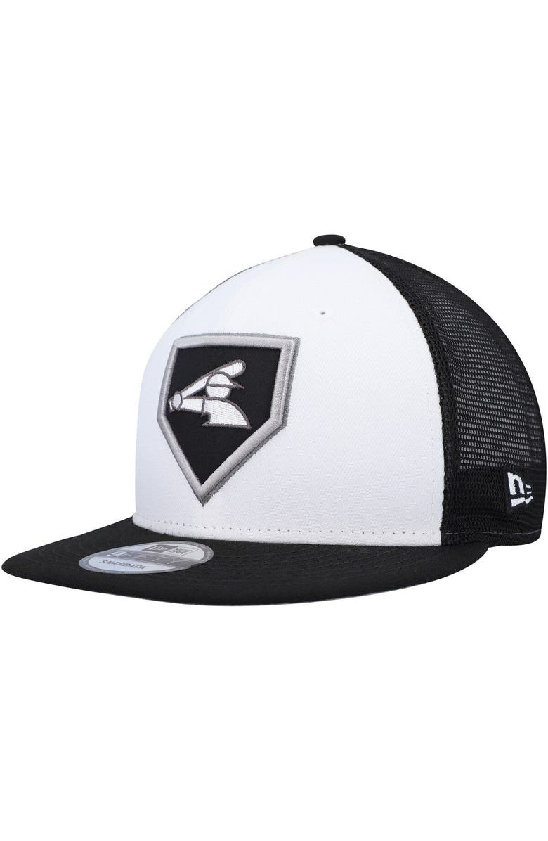 New Era Men's New Era White/Black Chicago White Sox 2022 Clubhouse Trucker 9FIFTY Snapback Hat, Main, color, 