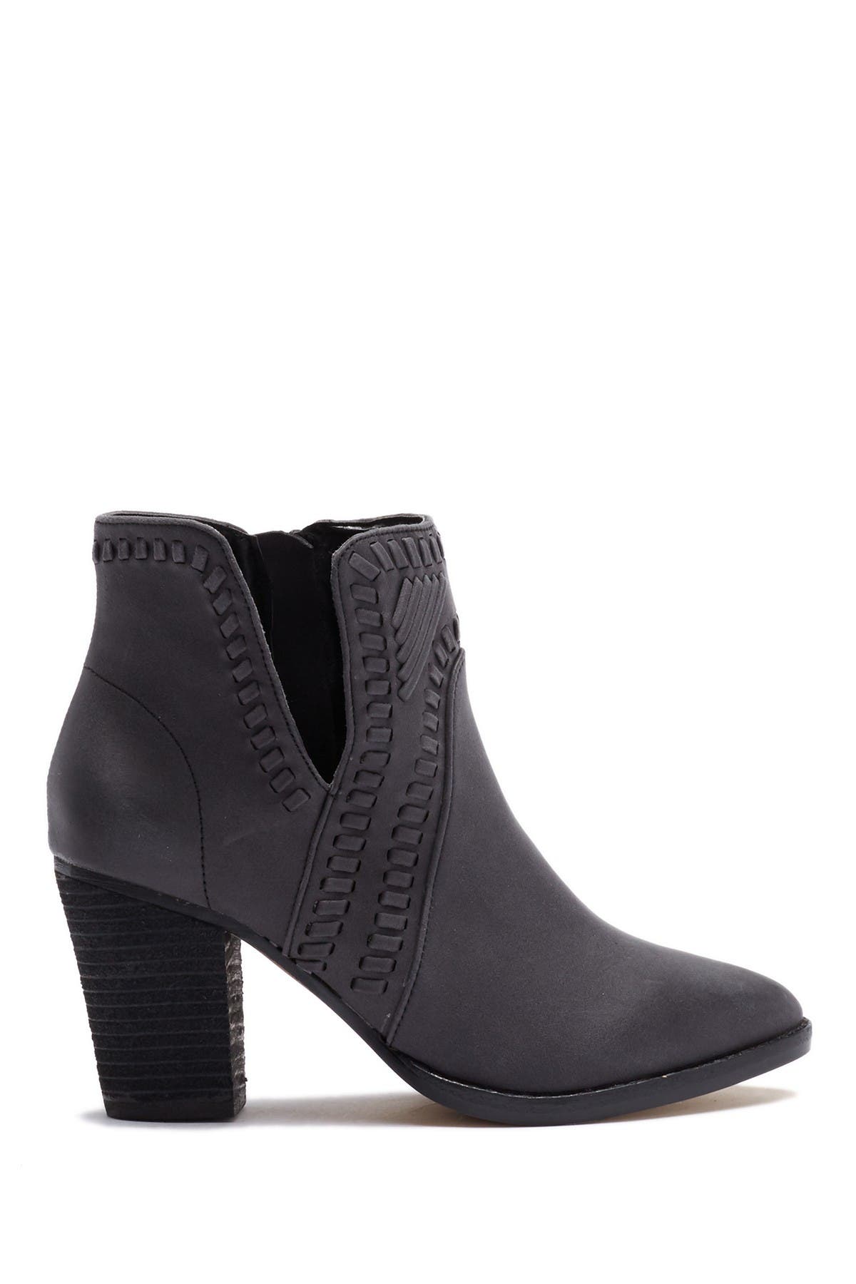 ZIGIny Halyn Ankle Boot, Alternate, color, 