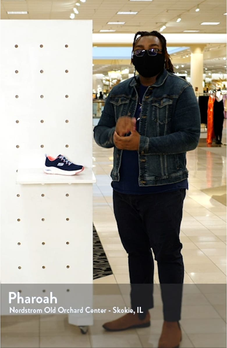 Arch Fit Comfy Wave Sneaker, sales video thumbnail