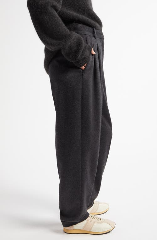 Shop The Row Richelle Pleated Tapered Cashmere Pants In Charcoal Melange