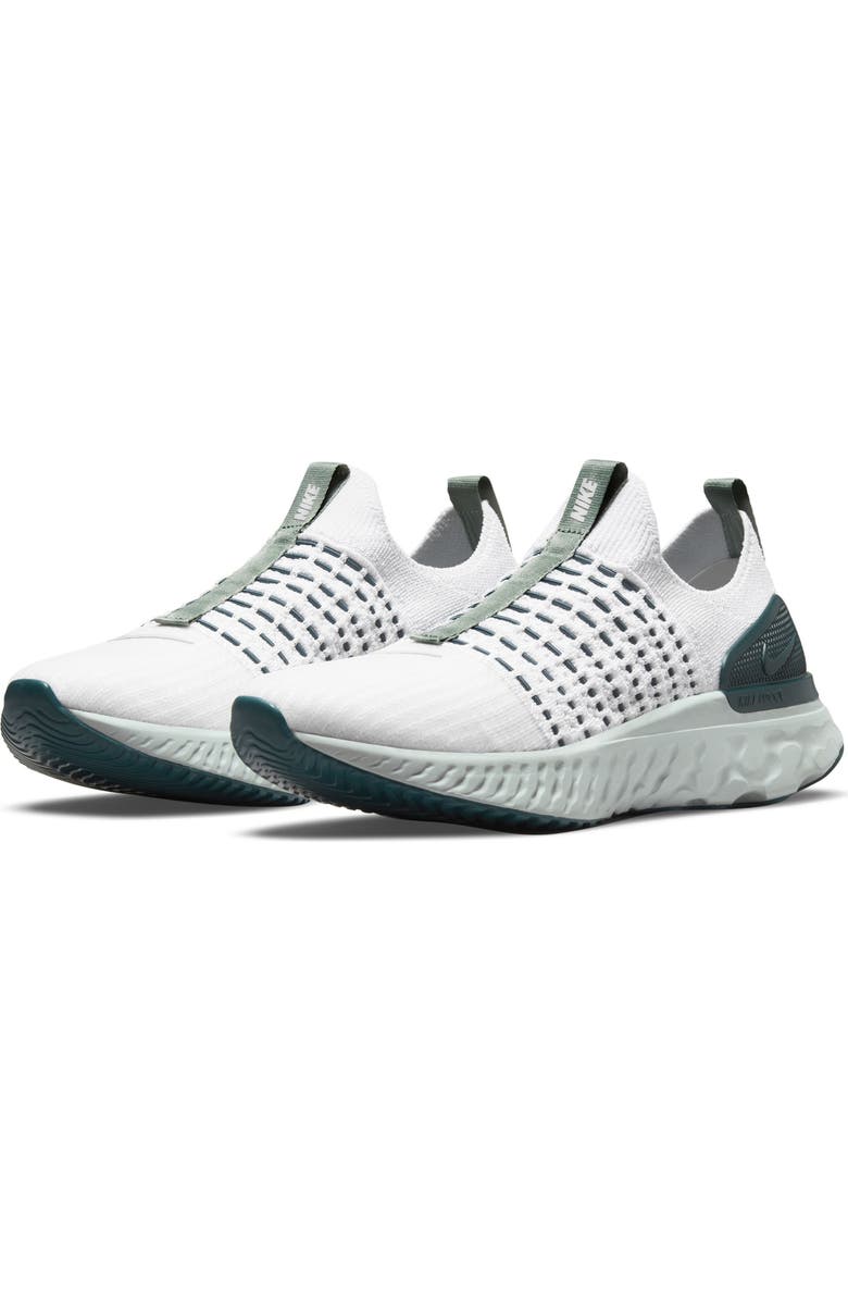 Nike React Phantom Run Flyknit 2 Running Shoe, Main, color,