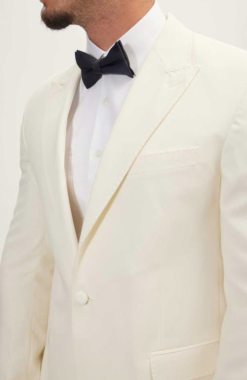 Ron Tomson Trim Fit Peak Lapel Wool & Silk Tuxedo In White