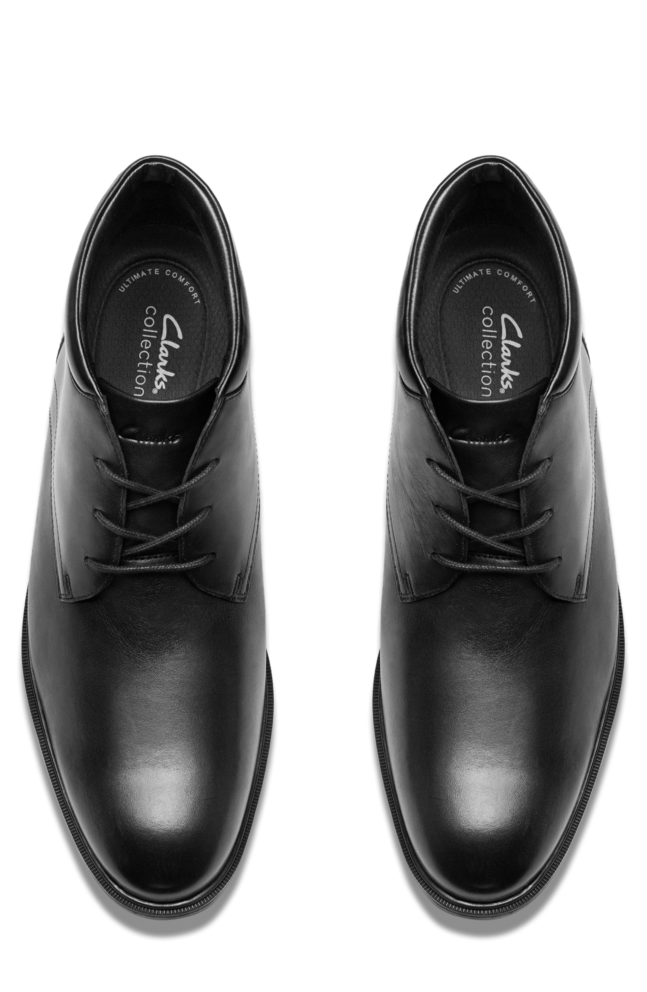 Clarks<sup>®</sup> Steadwell Plain Toe Chukka Boot, Alternate, color, Black