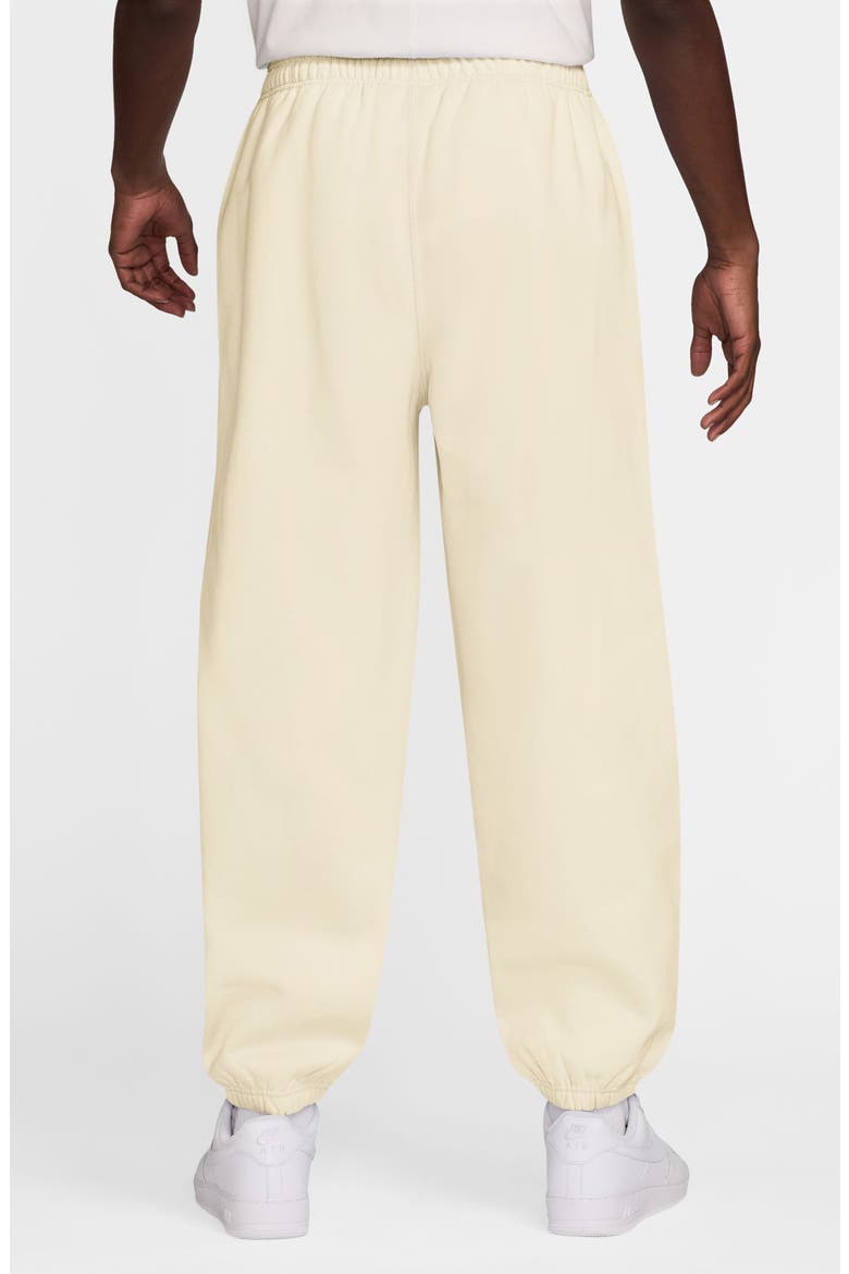 Solo Swoosh Fleece Sweatpants, Alternate, color, COCONUT MILK/ WHITE