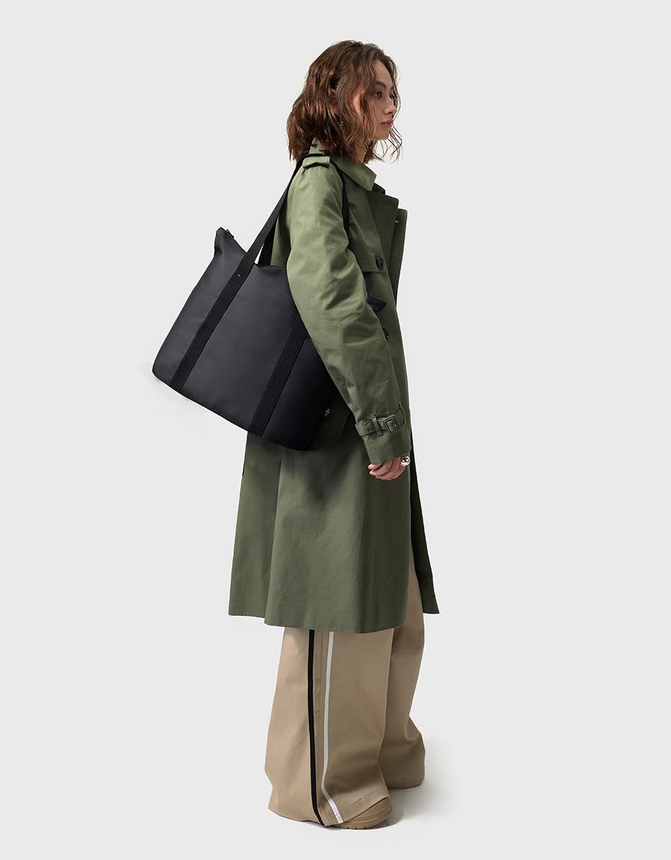 Gaston Luga Däsh Tote, Alternate, color, Black