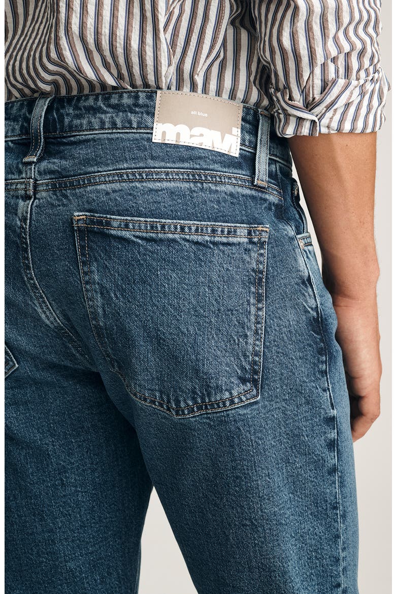 Zach Straight Leg Jeans, Alternate, color, MID BRUSHED CLASSIC