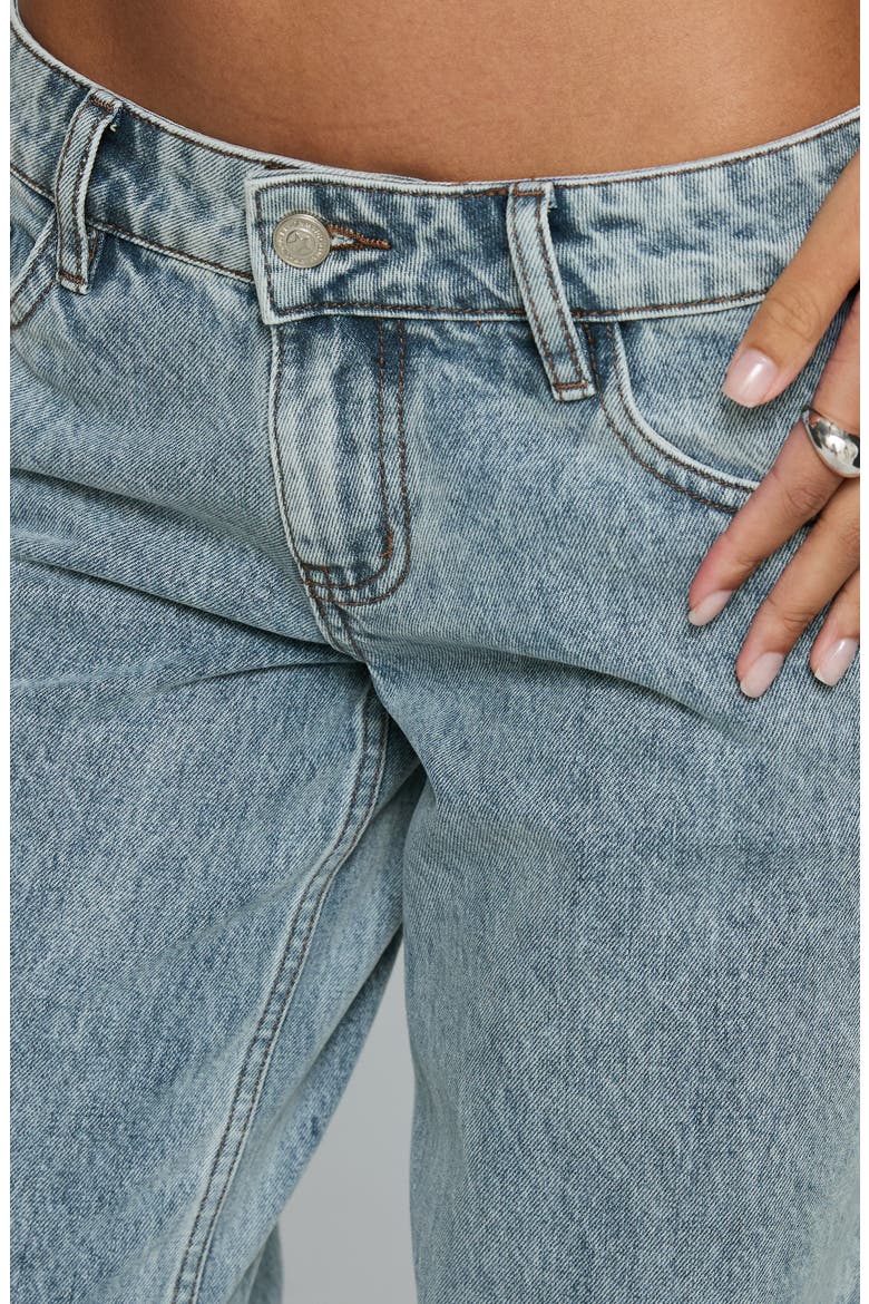 Ellanor Slouchy Low Rise Wide Leg Jeans, Alternate, color, BLUE