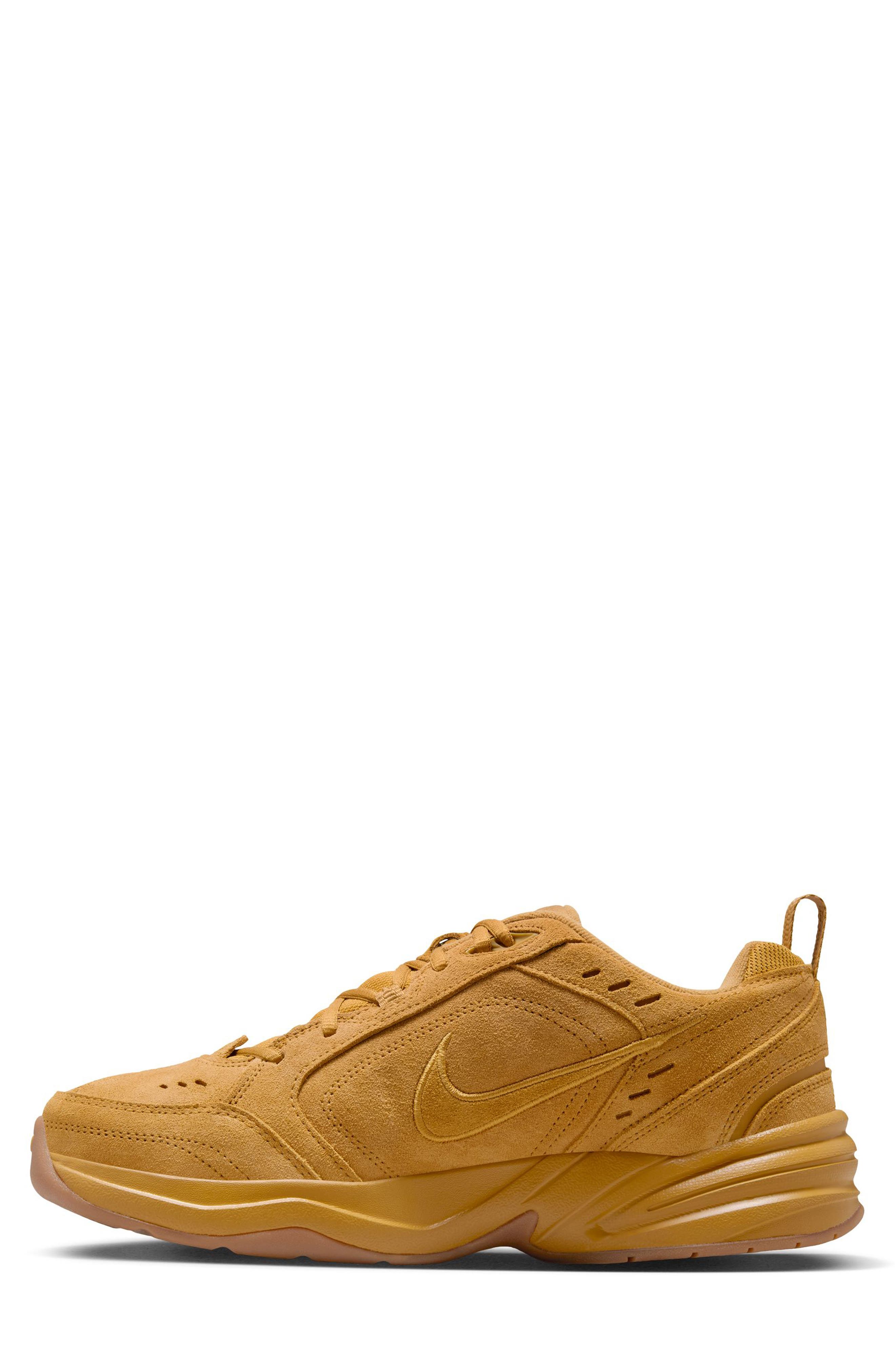 Nike Air Monarch SE Training Sneaker, Alternate, color, Wheat/ Gum Med Brown